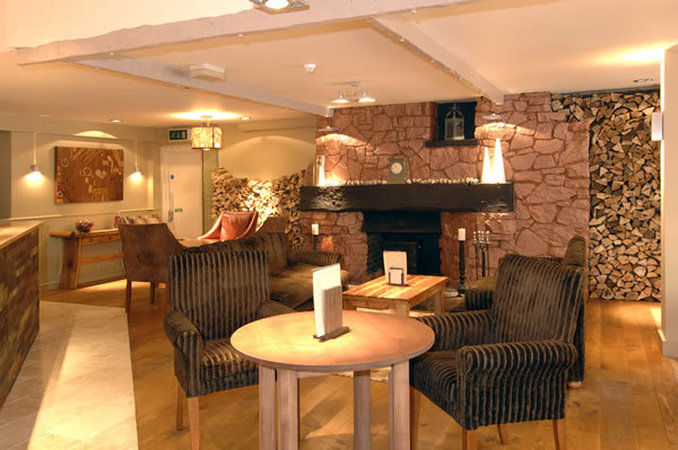 Potters Heron Hotel 롬지 레스토랑 사진