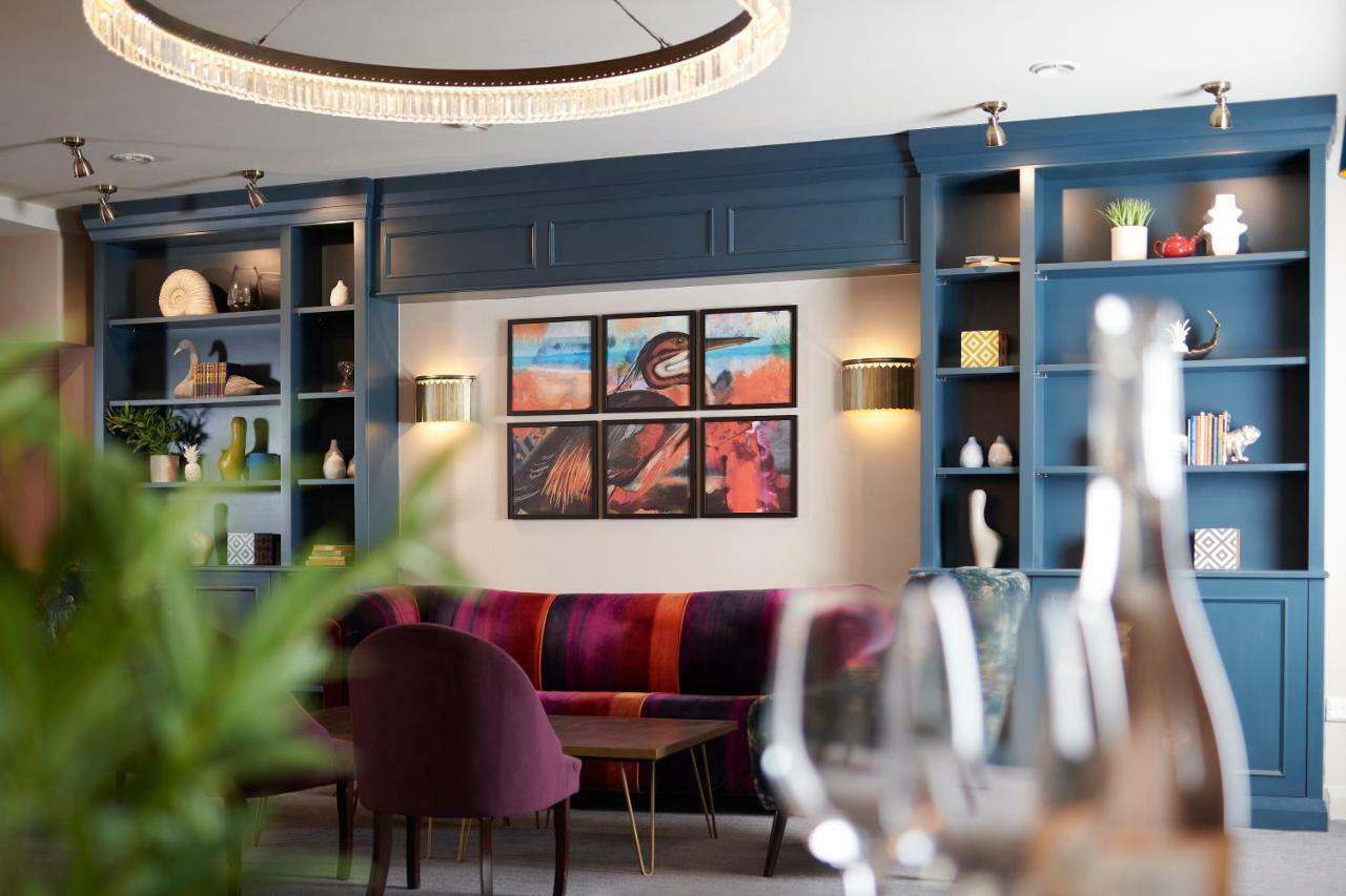 Potters Heron Hotel 롬지 외부 사진